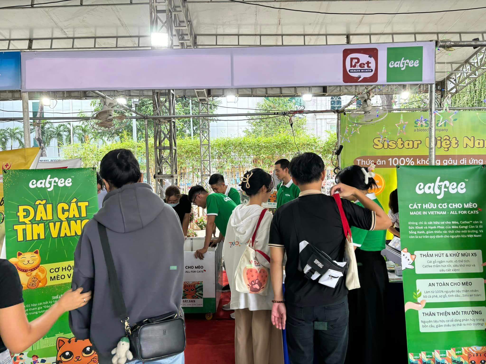 Catfee tại sự kiện thú cưng Super Pet Fest